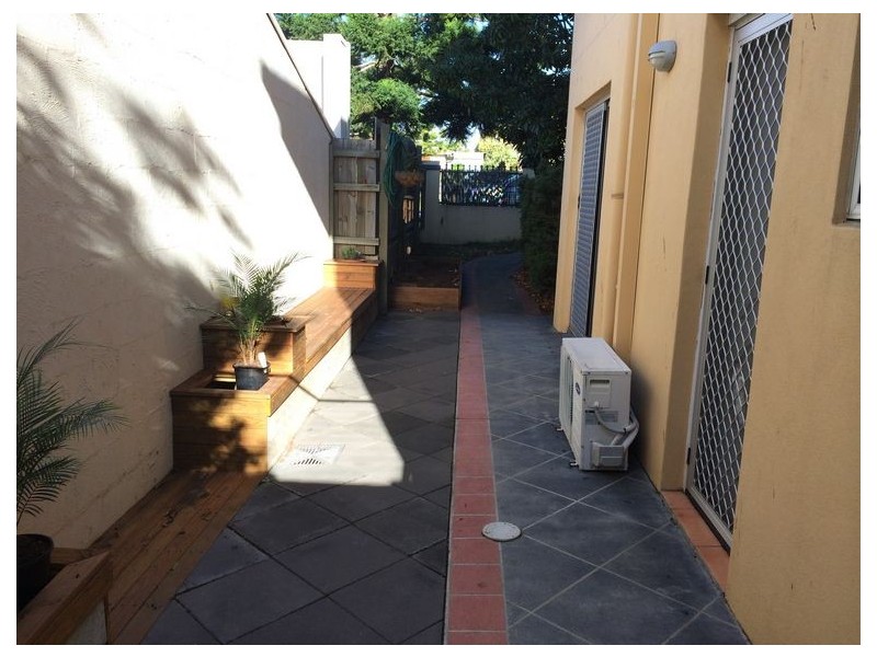 2/505 Gympie Road, Strathpine QLD 4500