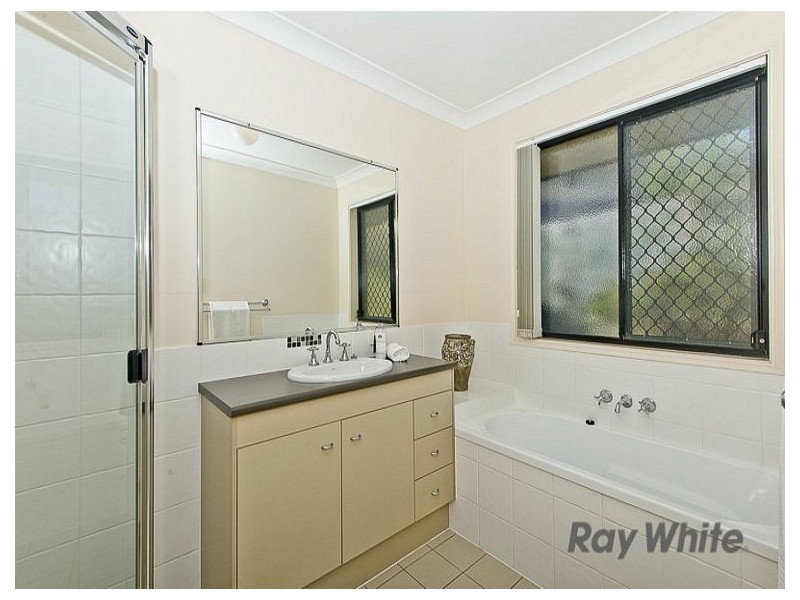 16 Tenzing Court, Warner QLD 4500