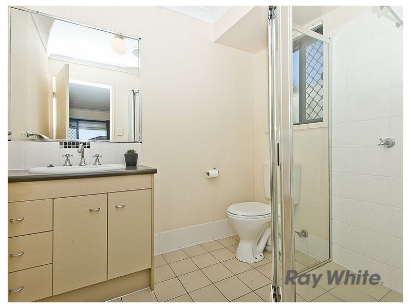 16 Tenzing Court, Warner QLD 4500