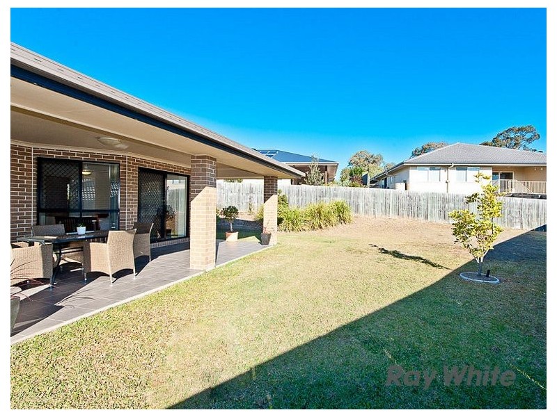 16 Tenzing Court, Warner QLD 4500