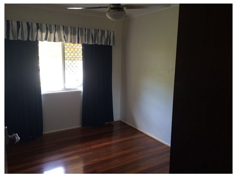 18 Shelley Street, Strathpine QLD 4500