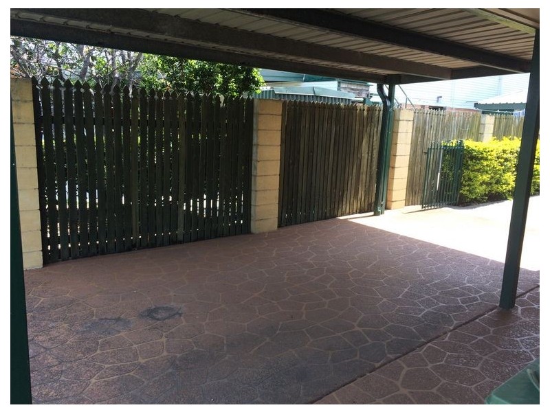 62 Peter St, Strathpine QLD 4500