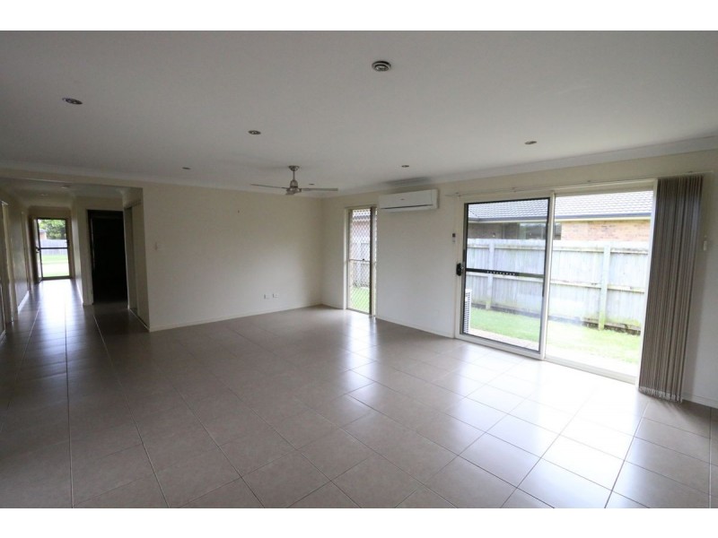 16 Catalina Avenue, Bray Park QLD 4500