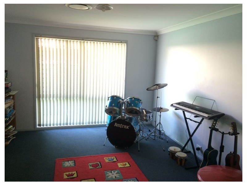 51 Kurrajong Drive, Warner QLD 4500