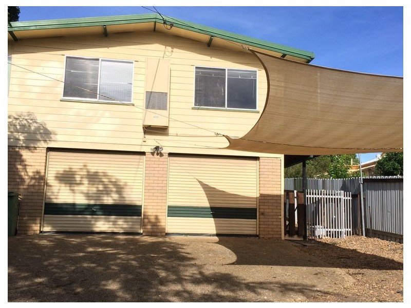 33 Dayboro Road, Petrie QLD 4502