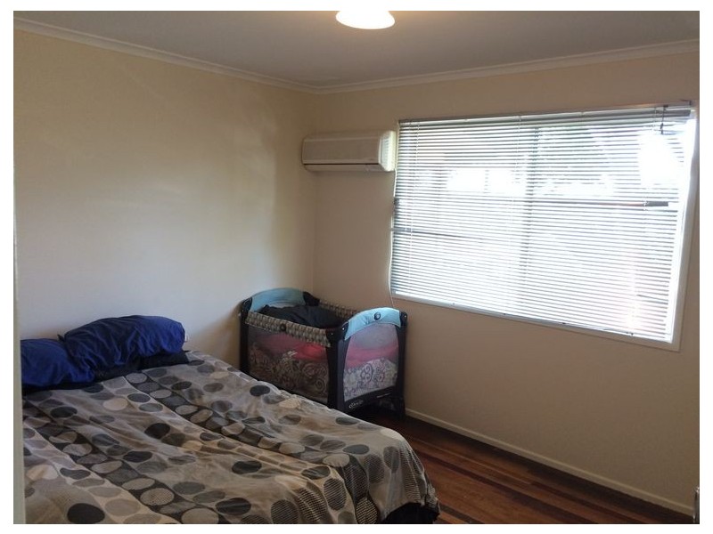 33 Dayboro Road, Petrie QLD 4502