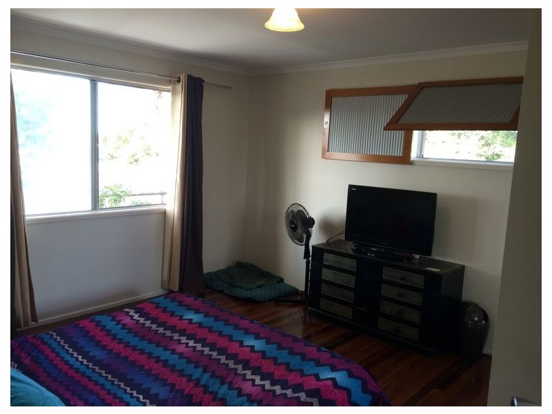 33 Dayboro Road, Petrie QLD 4502