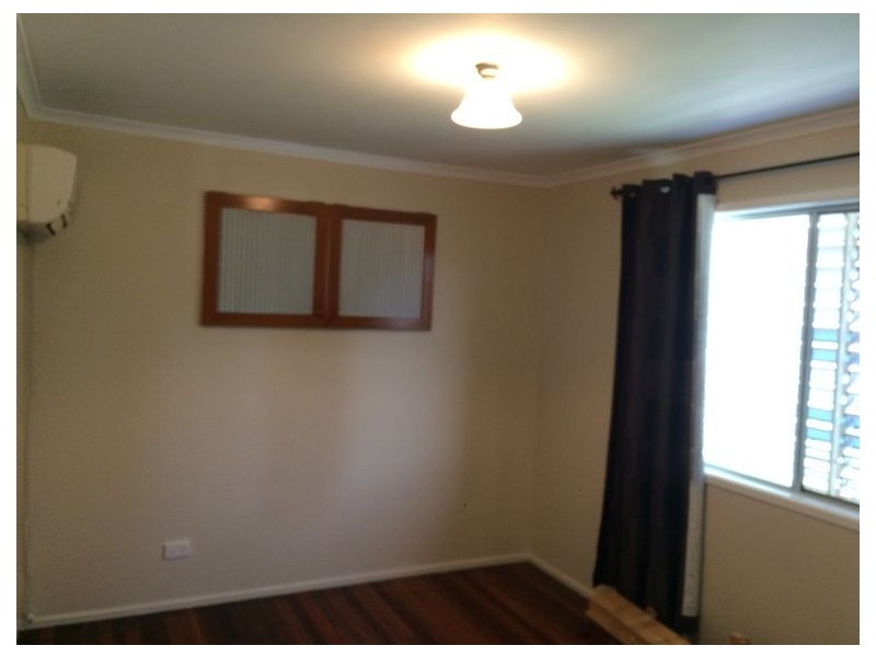 33 Dayboro Road, Petrie QLD 4502