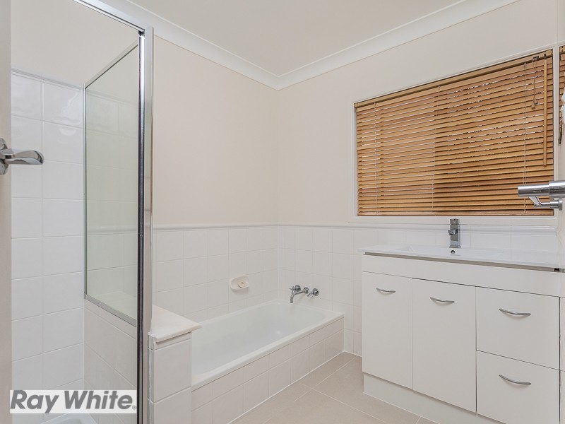 125 Spitfire Avenue, Strathpine QLD 4500