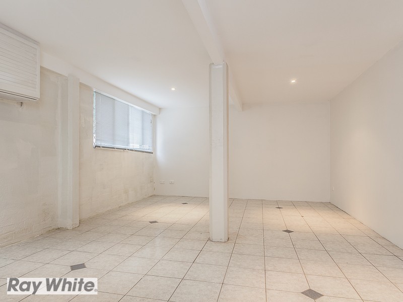 125 Spitfire Avenue, Strathpine QLD 4500