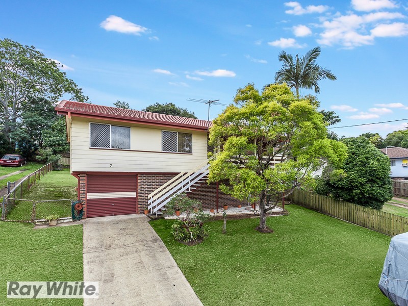 7 Castle Court, Kallangur QLD 4503