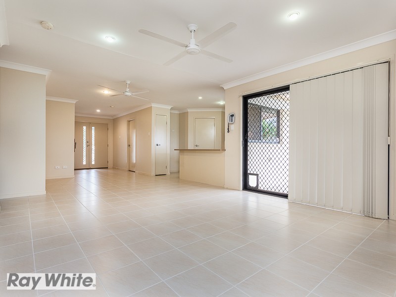 1 Brace Close, Bray Park QLD 4500