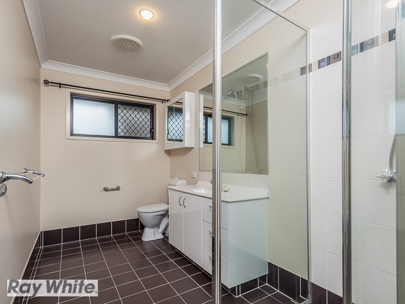 1 Brace Close, Bray Park QLD 4500