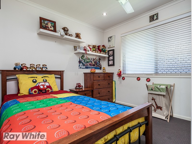 80 Hedge Street, Strathpine QLD 4500
