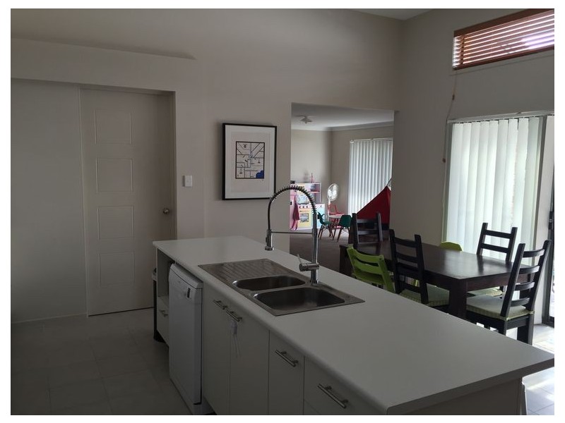 135 Cedar Creek Road, Upper Kedron QLD 4055