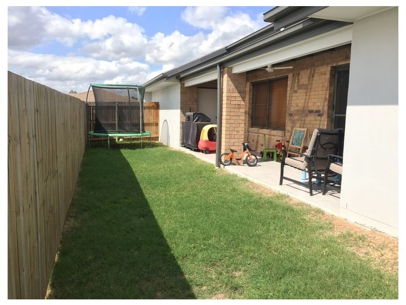 135 Cedar Creek Road, Upper Kedron QLD 4055