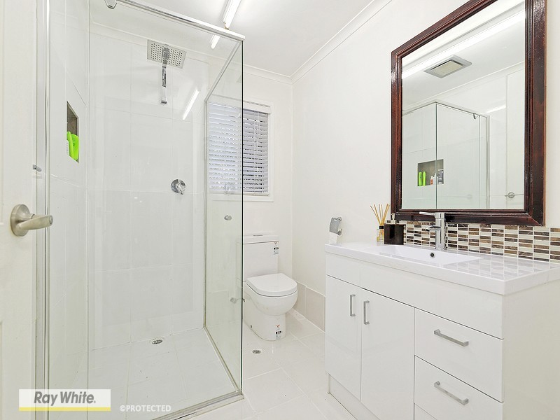 3 Grenoble Street, Petrie QLD 4502