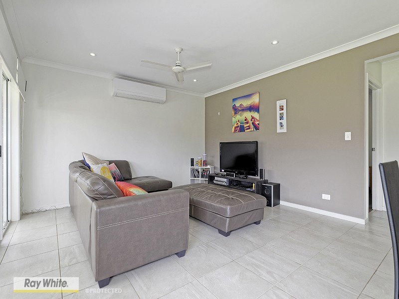 11 Staaten Street, Burpengary QLD 4505