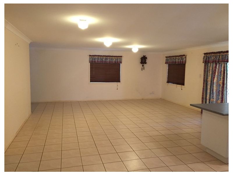 5 Grigg Court, Lawnton QLD 4501