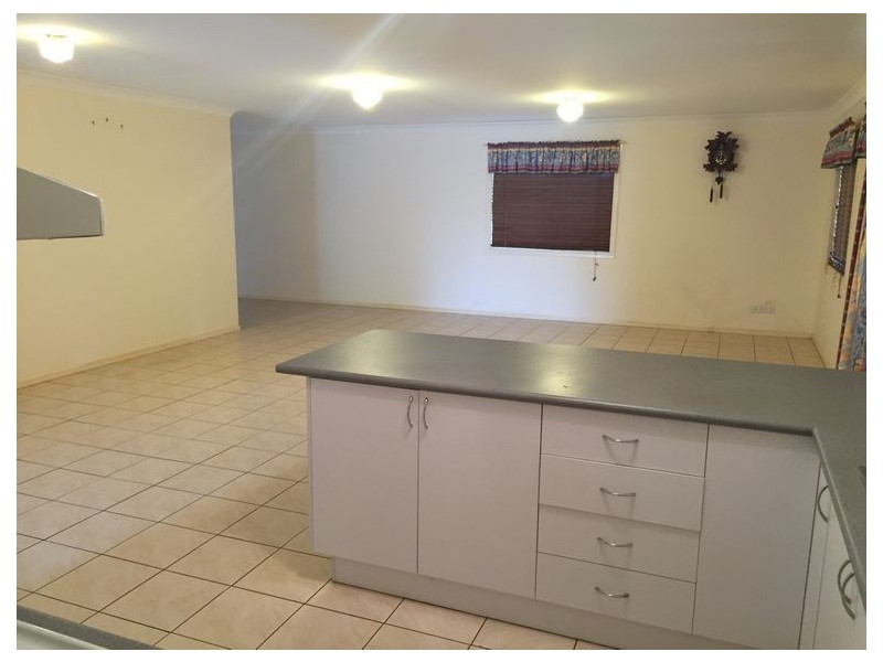 5 Grigg Court, Lawnton QLD 4501