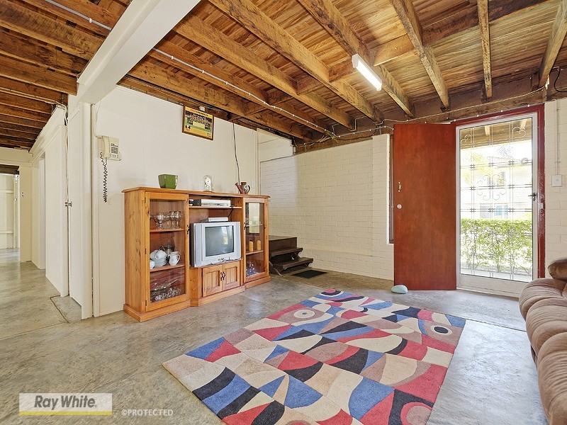 98 Peter Street, Strathpine QLD 4500