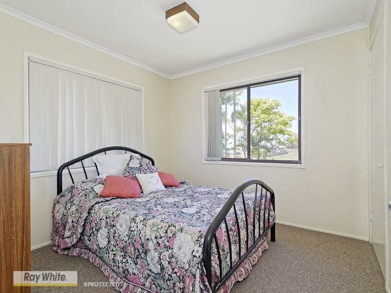 98 Peter Street, Strathpine QLD 4500