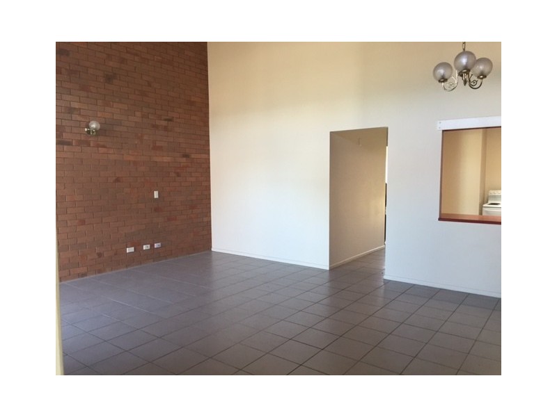 27A 26 Dixon, Strathpine QLD 4500
