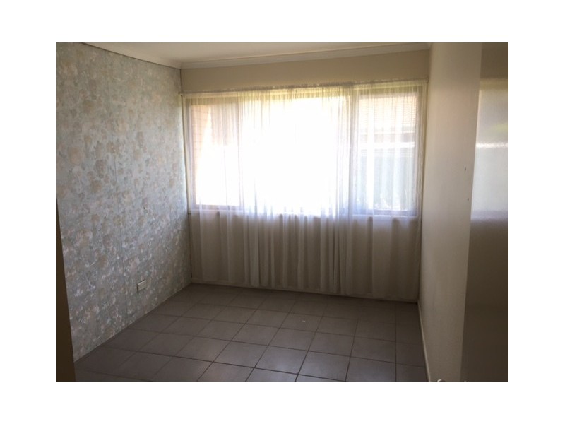 27A 26 Dixon, Strathpine QLD 4500