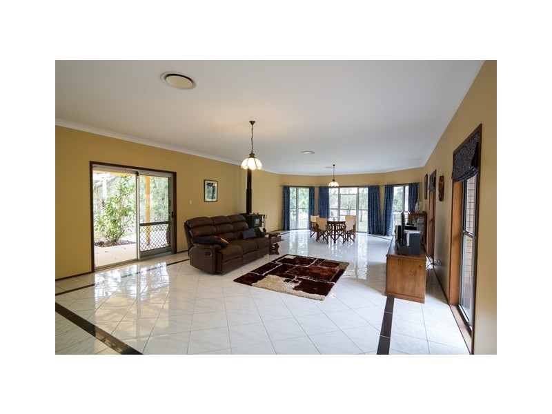 480 Moore Road, Kurwongbah QLD 4503