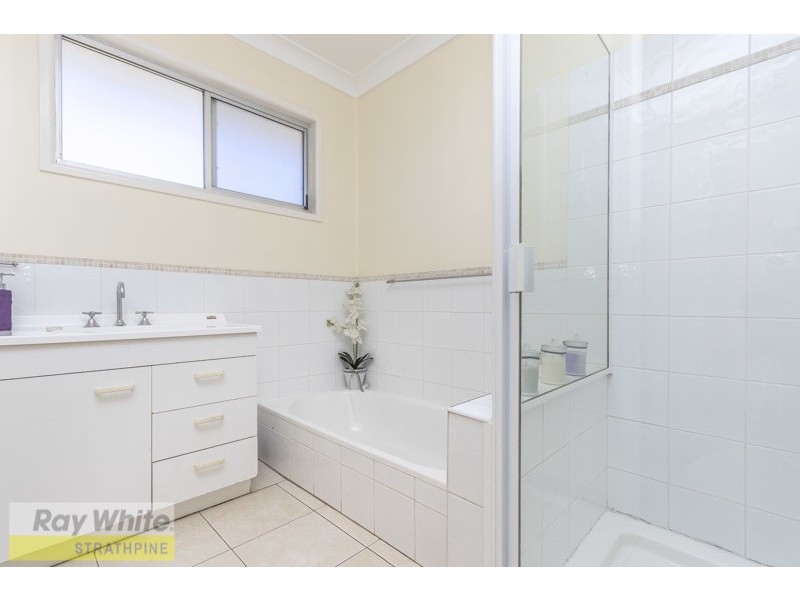 35 Grenadier Street, Bray Park QLD 4500