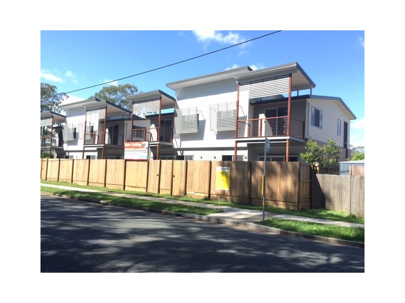 4/35 Admiralty Circuit, Lawnton QLD 4501