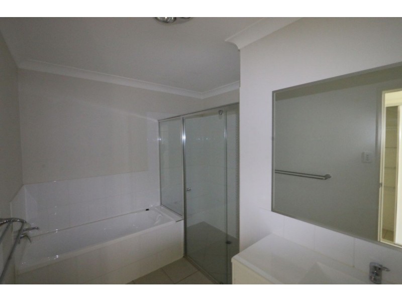 1/16 Homeland Court, Warner QLD 4500