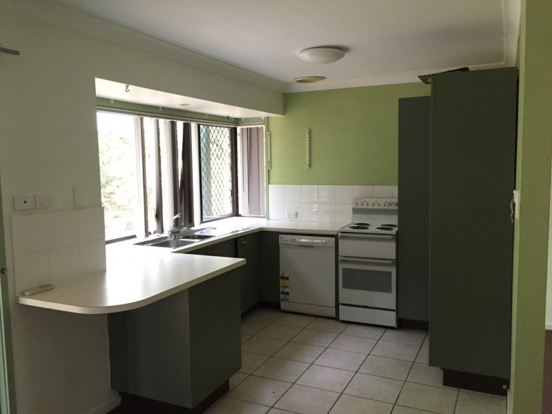 48 Beeville Road, Petrie QLD 4502