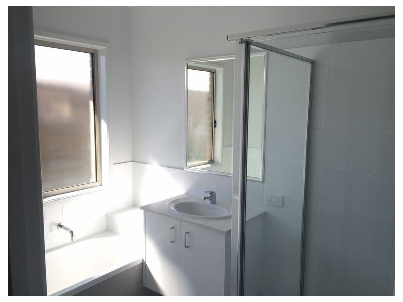 2 McKenzie Place, Warner QLD 4500