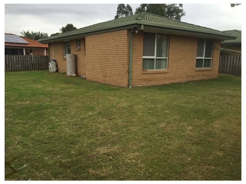 2/10 Prokuda Close, Goodna QLD 4300