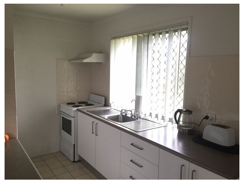 2/10 Prokuda Close, Goodna QLD 4300