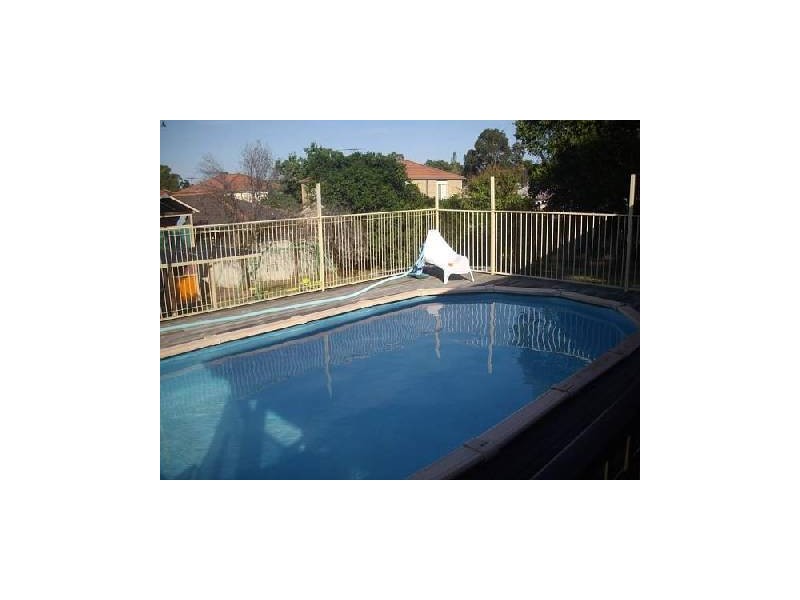 2 PECKS ROAD, North Richmond NSW 2754