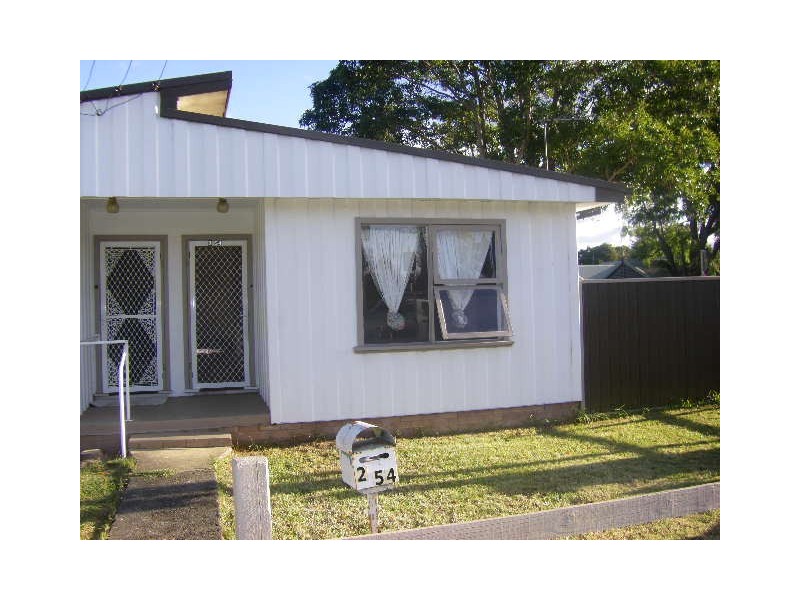 2/54 LENNOX ST, Richmond NSW 2753