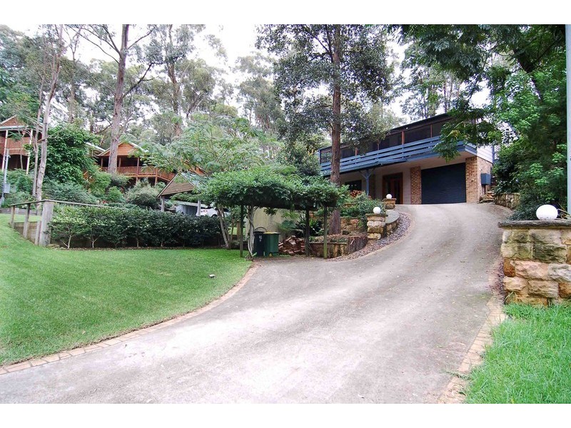 15 CURRAWONG CRESCENT, Bowen Mountain NSW 2753