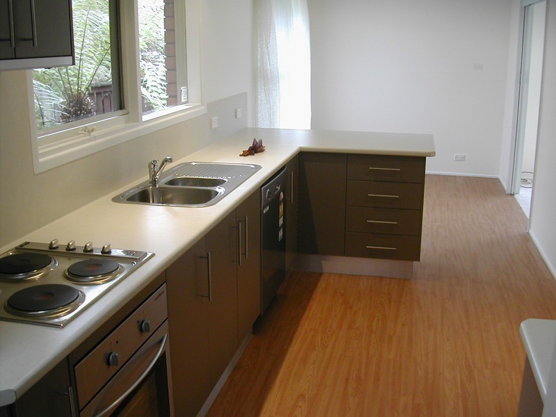 7 LOCKHART PLACE, Belrose NSW 2085