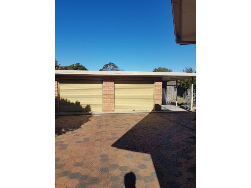 7 LOCKHART PLACE, Belrose NSW 2085