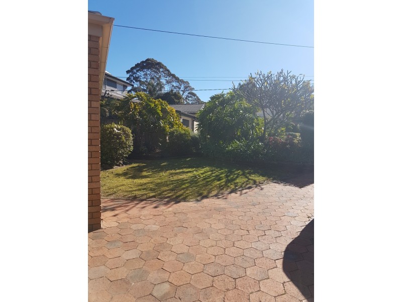 7 LOCKHART PLACE, Belrose NSW 2085