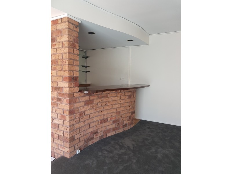 7 LOCKHART PLACE, Belrose NSW 2085