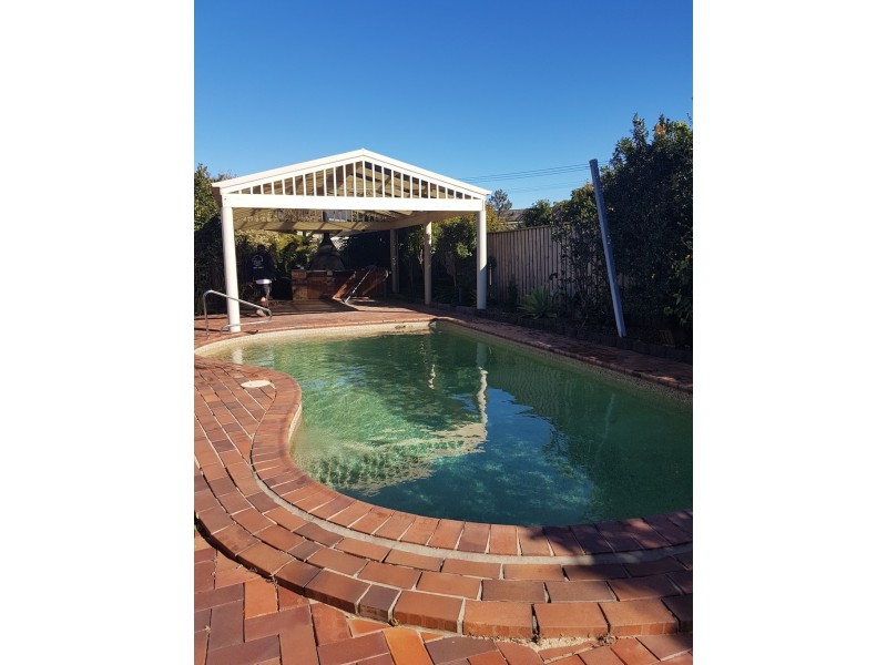 7 LOCKHART PLACE, Belrose NSW 2085