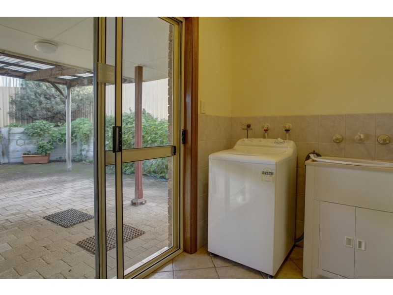3/11 Stuart Terrace, Port Lincoln SA 5606