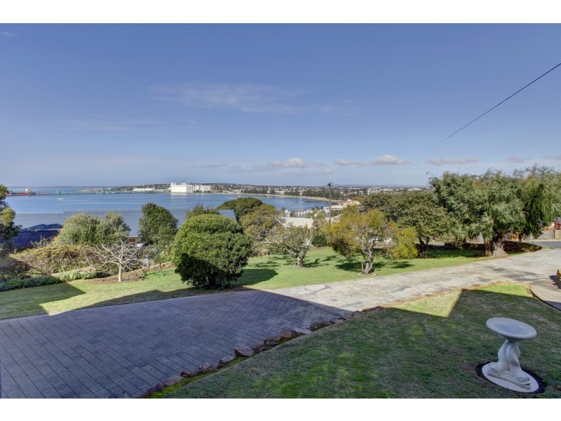 5 Lombardy Place, Port Lincoln SA 5606