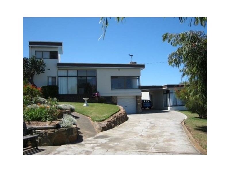 5 Lombardy Place, Port Lincoln SA 5606