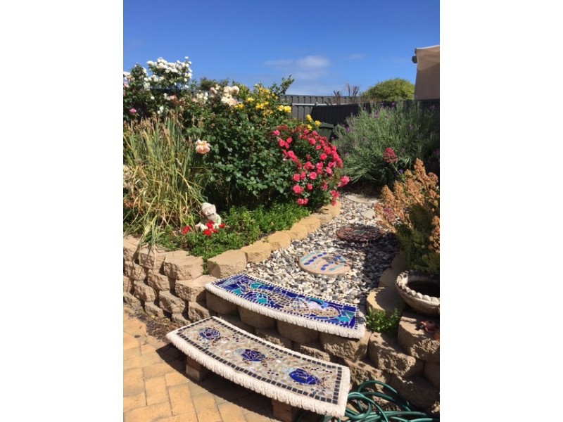 10/2 Benson Avenue, Coffin Bay SA 5607