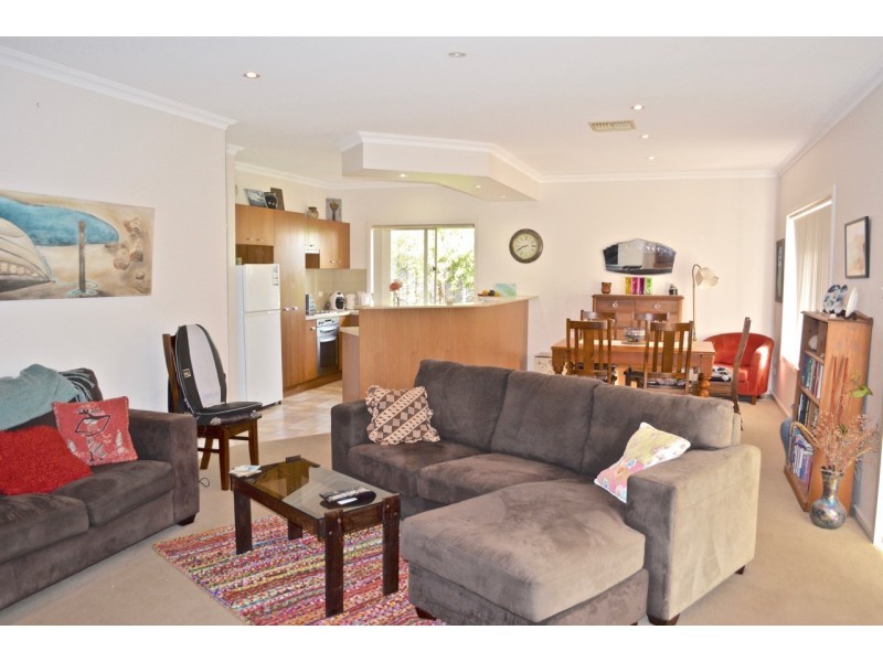 10/2 Benson Avenue, Coffin Bay SA 5607