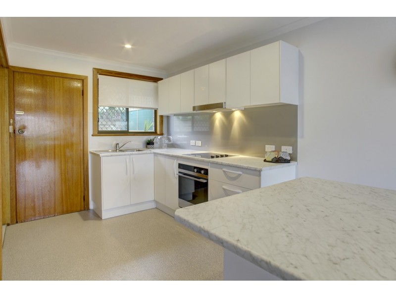 2/13 New West Road, Port Lincoln SA 5606